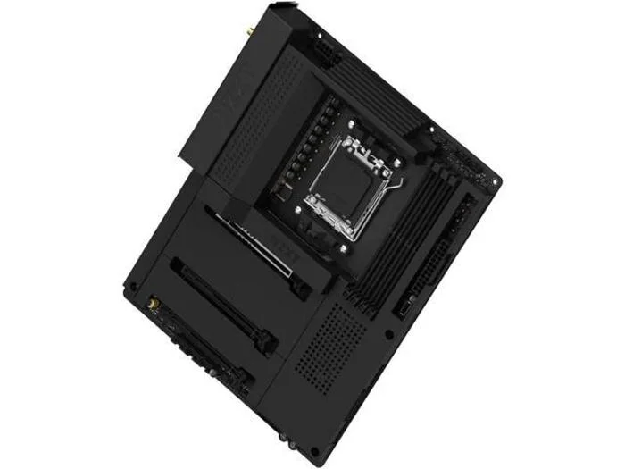 NZXT N7 B650E