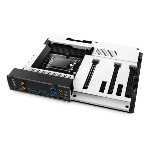 NZXT N7 Z690 White